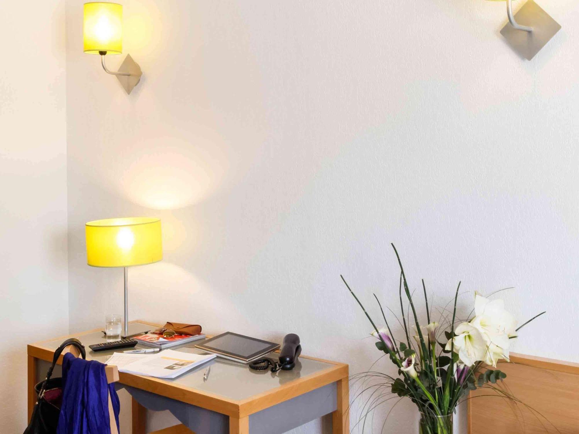 Aparthotel Adagio Access Marseille Prado Perier Экстерьер фото